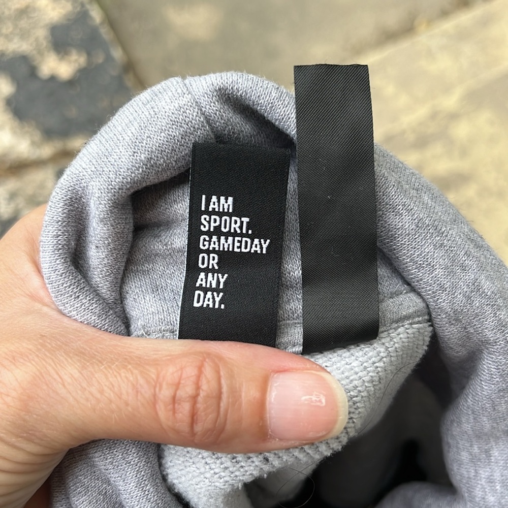 EUC Adidas turtleneck cropped sweatshirt - Picture 11 of 15